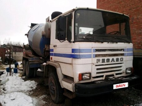 1991 Iveco Trakker, белый, 315000 рублей, вид 1