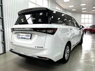 2023 Wuling Jiachen, белый, 2444444 рублей, вид 5