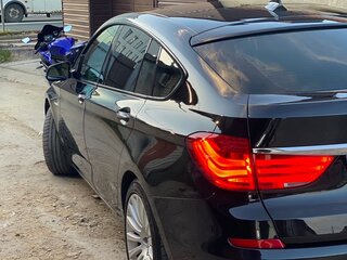 2009 BMW 5 серии Gran Turismo 530d VI (F10/F11/F07), чёрный, 1650000 рублей, вид 3