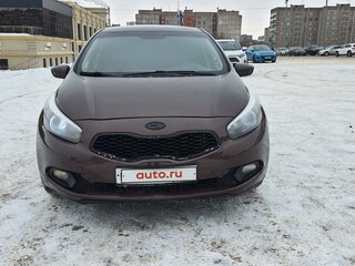 2014 Kia Ceed II, коричневый, 810000 рублей, вид 2