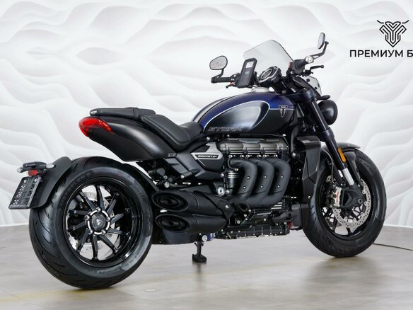 2024 Triumph Rocket 3, чёрный, 2599000 рублей - вид 5