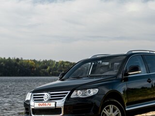 2008 Volkswagen Touareg I Рестайлинг, чёрный, 1350000 рублей, вид 3