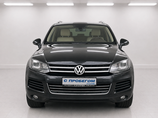 2011 Volkswagen Touareg II, чёрный, 1535000 рублей, вид 2
