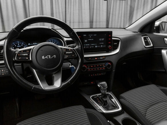 2022 Kia Ceed III Рестайлинг, серый - вид 6