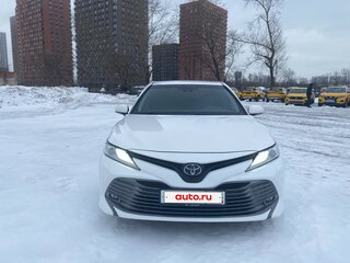2020 Toyota Camry VIII (XV70), белый, 3000000 рублей, вид 2