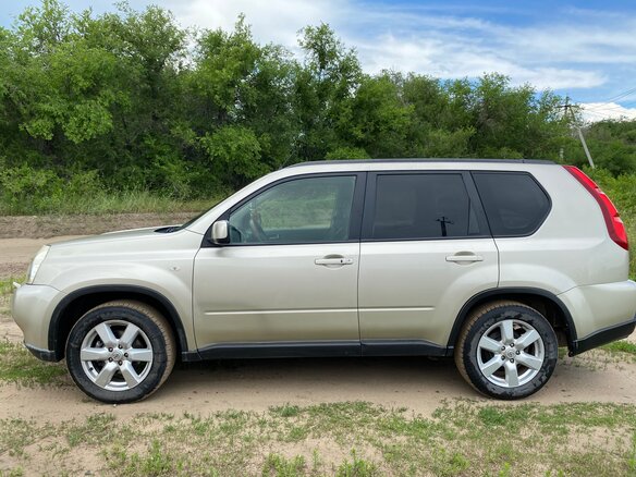 2007 Nissan X-Trail II, золотистый, 1100000 рублей - вид 1