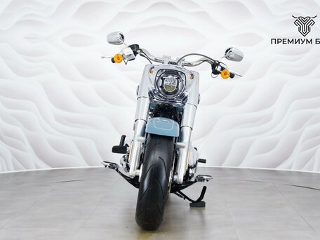 2024 Harley-Davidson Fat Boy, синий, 2727000 рублей, вид 4