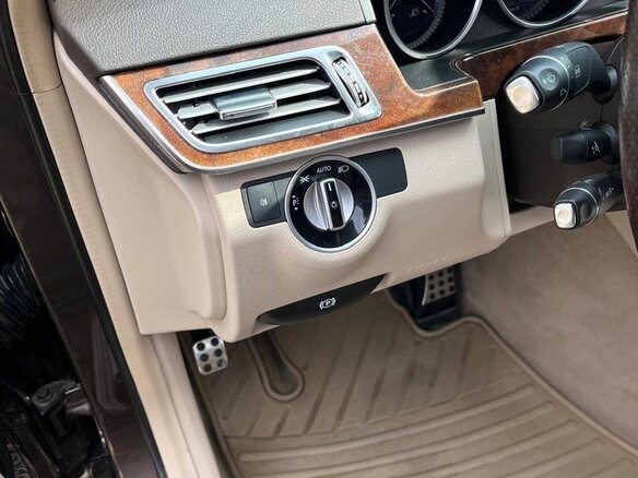 2013 Mercedes-Benz E-Класс 300 IV (W212, S212, C207) Рестайлинг, коричневый - вид 10