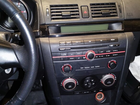 2005 Mazda 3 I (BK), чёрный, 1150000 рублей - вид 7