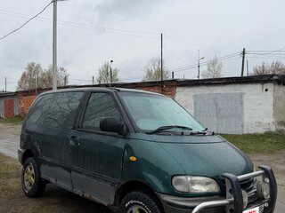 1997 Nissan Serena I (C23), зелёный, 420000 рублей, вид 2