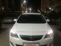 2011 Opel Astra J, белый, 999999 рублей - вид 1