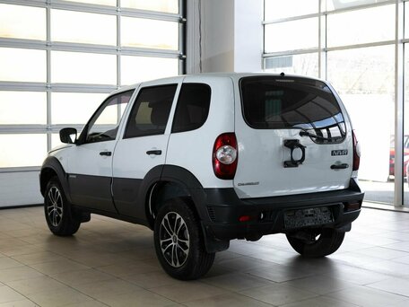 2014 Chevrolet Niva I Рестайлинг, белый, 500000 рублей, вид 4