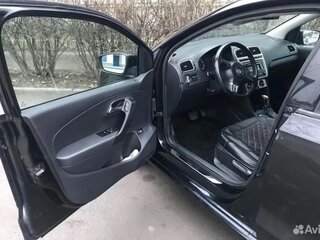 2013 Volkswagen Polo V, чёрный, 700000 рублей, вид 5