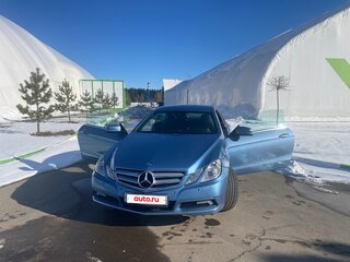 2010 Mercedes-Benz E-Класс 200 5G-Tronic IV (W212, S212, C207), голубой, 1170000 рублей, вид 4