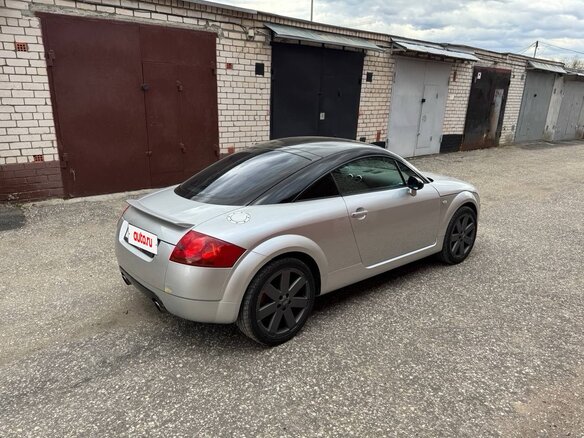 2000 Audi TT I (8N), серый, 800000 рублей - вид 2