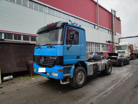 2002 Mercedes-Benz Actros, голубой, 3000000 рублей, вид 1