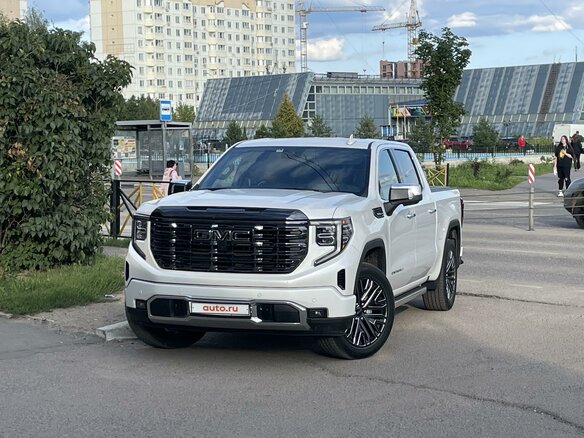 2022 GMC Sierra Crew Cab IV Рестайлинг, белый, 7900000 рублей