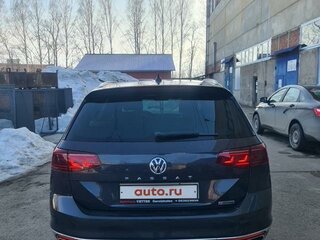2019 Volkswagen Passat B8 Рестайлинг, серый, 3790000 рублей, вид 5