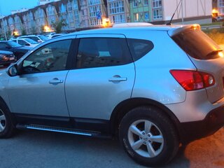 2007 Nissan Qashqai I, серебристый, 900000 рублей, вид 4