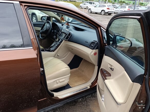 2013 Toyota Venza I Рестайлинг, коричневый, 1950000 рублей - вид 10