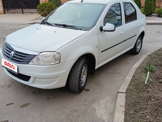 2013 Renault Logan I Рестайлинг, белый, 299000 рублей, вид 1