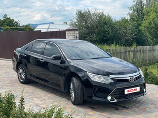 2016 Toyota Camry VII (XV50) Рестайлинг, чёрный, 2050000 рублей, вид 4