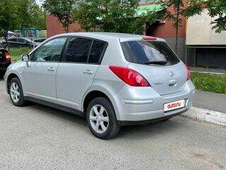 2007 Nissan Tiida I, серебристый, 390000 рублей, вид 3