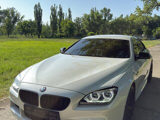 2012 BMW 6 серии Gran Coupe 650i xDrive III (F06/F13/F12), белый, 3300000 рублей, вид 2