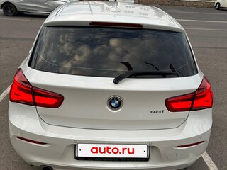 2018 BMW 1 серии 118i II (F20/F21) Рестайлинг 2, белый, 2350000 рублей, вид 4