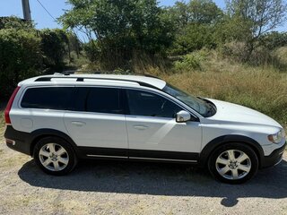2014 Volvo XC70 II Рестайлинг, белый, 1870000 рублей, вид 2