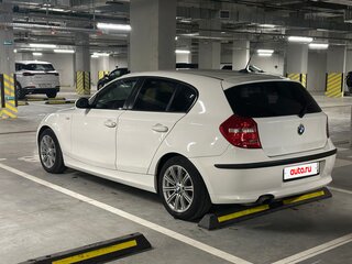 2009 BMW 1 серии 116i I (E81/E82/E87/E88) Рестайлинг, белый, 750000 рублей, вид 3