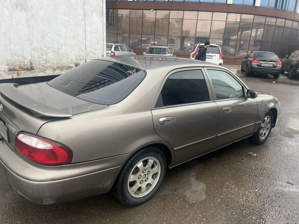 2000 Mazda 626 V (GF), серый, 250000 рублей - вид 1