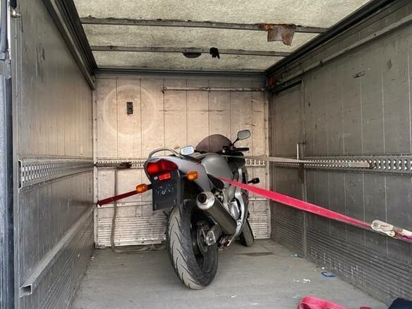 2004 Ford Transit, жёлтый, 764144 рублей - вид 13