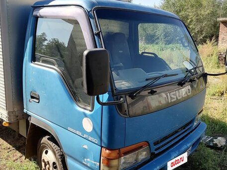 1995 Isuzu Elf (N-series), синий, 1700000 рублей, вид 1