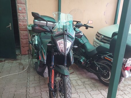 2022 KTM 890 Adventure, серый, 1200000 рублей, вид 2