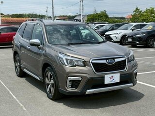 2020 Subaru Forester MHEV V, коричневый, 2120000 рублей, вид 1