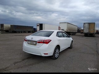 2013 Toyota Corolla XI (E160, E170, E180), белый, 1600000 рублей, вид 4