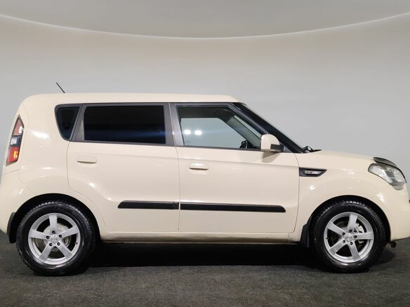 2009 Kia Soul I, бежевый - вид 3