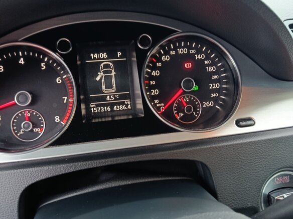 2010 Volkswagen Passat B6, серебристый, 1300000 рублей - вид 7