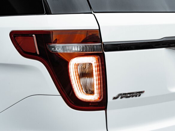 2014 Ford Explorer Sport V, белый, 2500000 рублей - вид 14
