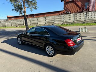 2011 Mercedes-Benz S-Класс 350 V (W221) Рестайлинг, чёрный, 1999000 рублей, вид 3