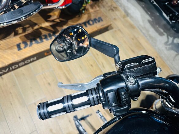 2010 Harley-Davidson V-Rod, чёрный, 1250000 рублей - вид 6