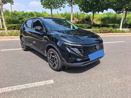 2025 Nissan Qashqai II Рестайлинг 2, чёрный, 1975000 рублей, вид 2