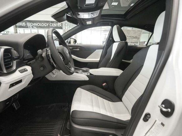 2026 Lexus IS 350 III Рестайлинг 3, белый, 11278914 рублей - вид 5