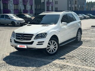 2011 Mercedes-Benz M-Класс 300 II (W164) Рестайлинг, белый, 1850000 рублей, вид 1