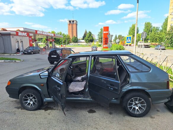 2010 Lada (ВАЗ) 2114, серый, 160000 рублей - вид 10