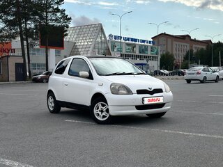 2000 Toyota Vitz I (P10), белый, 160000 рублей, вид 1