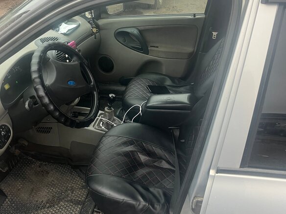 2010 Lada (ВАЗ) Kalina I, серебристый, 350000 рублей - вид 5