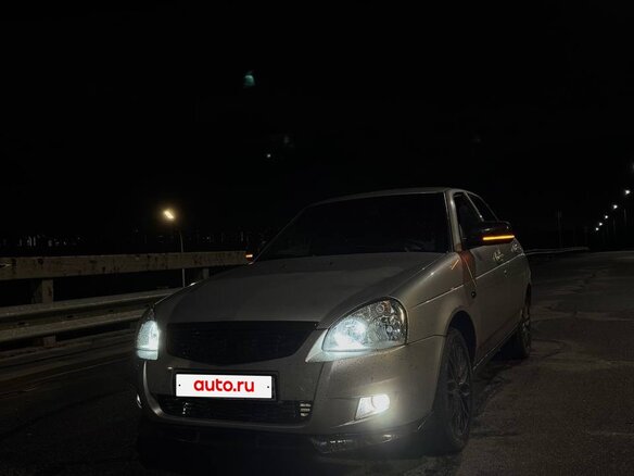 2011 Lada (ВАЗ) Priora I, серебристый, 470000 рублей - вид 1