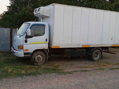 2007 Hyundai HD35, белый, 1000000 рублей, вид 2